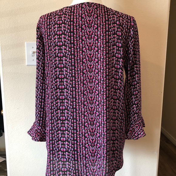 Patterned flutter sleeve blouse - Picture 3 of 4